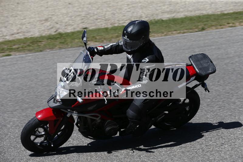 /15 22.05.2026  Plüss Moto Sport  Discover the Bike ADR /Gruppe gruen - Bike 1/45